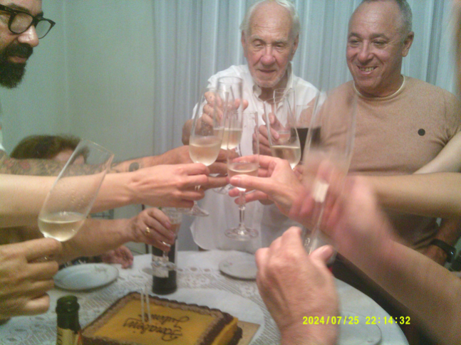 My father-in-law turned 86, I was there, we always get together. I’m very close, very much so, to my mother’s family and my father-in-law is a bit of a substitute for my father. He fills the gaps I need from my father, and I hope it continues for a long time. I’ve never seen my in-laws arguing. They are always sitting hand in hand, constantly kissing each other, with such gentleness, such sweetness, that I never appreciated, because they’re the gods of our family, and I love them like parents.
- Mother participant, Porto