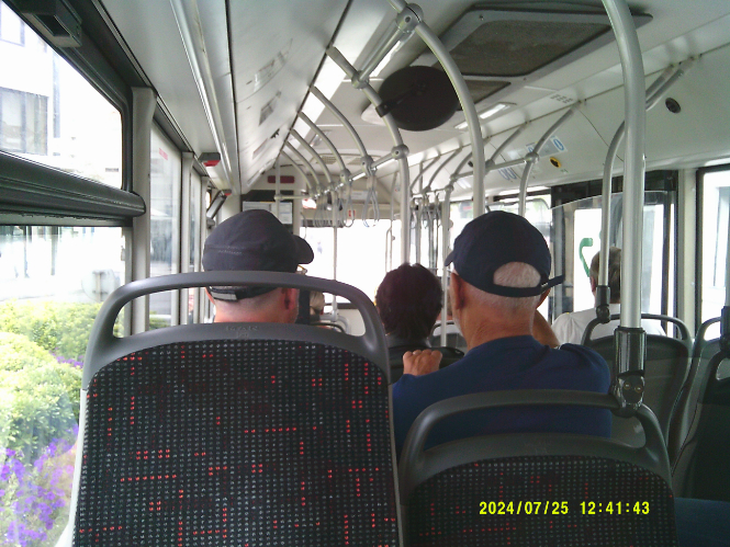 This is the bus I take everyday to go from home to University or to visit my dad.
- Participant, Porto