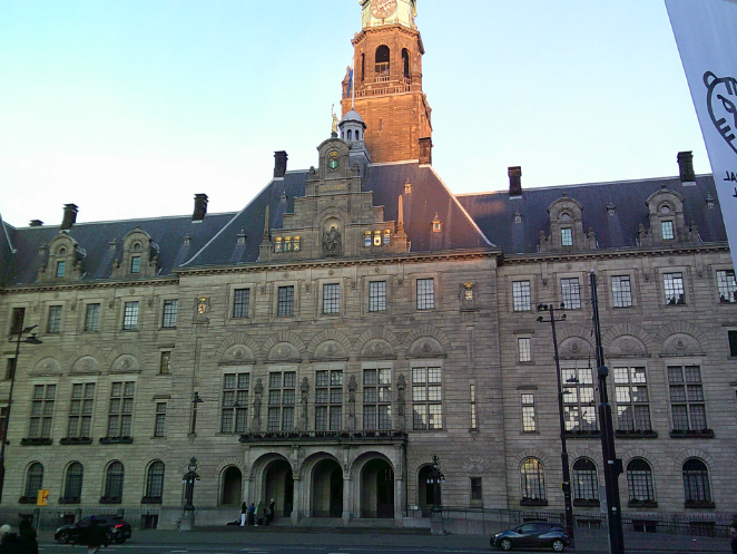 I tried to get a good photo of the town hall because I thought Rotterdam is the city council. I was born and raised in Rotterdam and I wouldn’t want to live anywhere else.
- Mother participant, Rotterdam