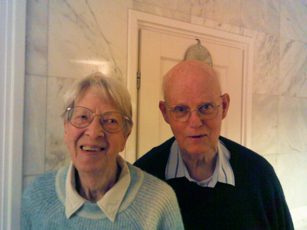 My grandparents, the parents of my mother. We don’t know how long they’ll be amongst us and a few weeks back we were visiting and making all kinds of memories and getting things from them that we would like to keep.
- Participant, Rotterdam